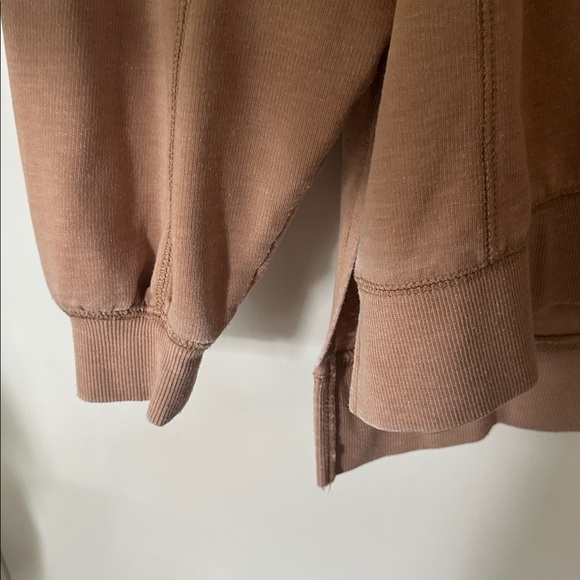 Z SUPPLY | Modern Weekender Tan Crewneck Oversized Sweater - Picture 6 of 14